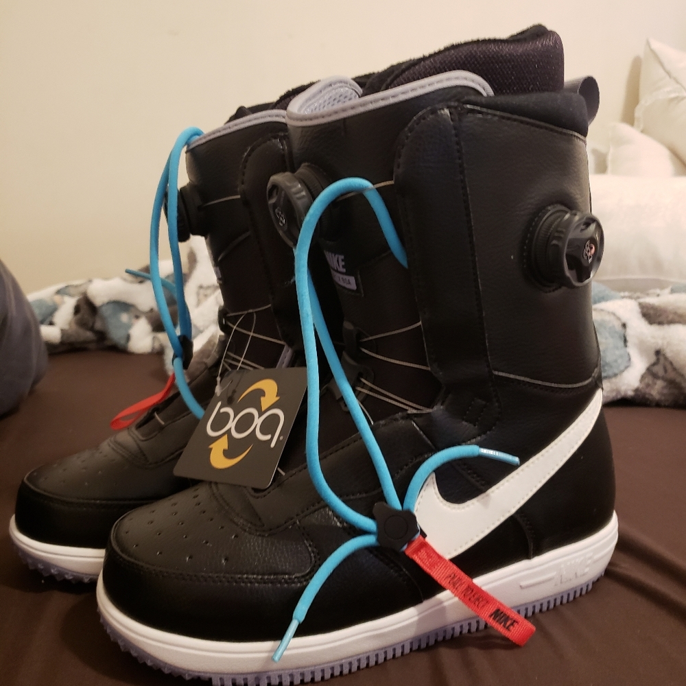 Nike Airforce 1 snowboard boots zoom force 1